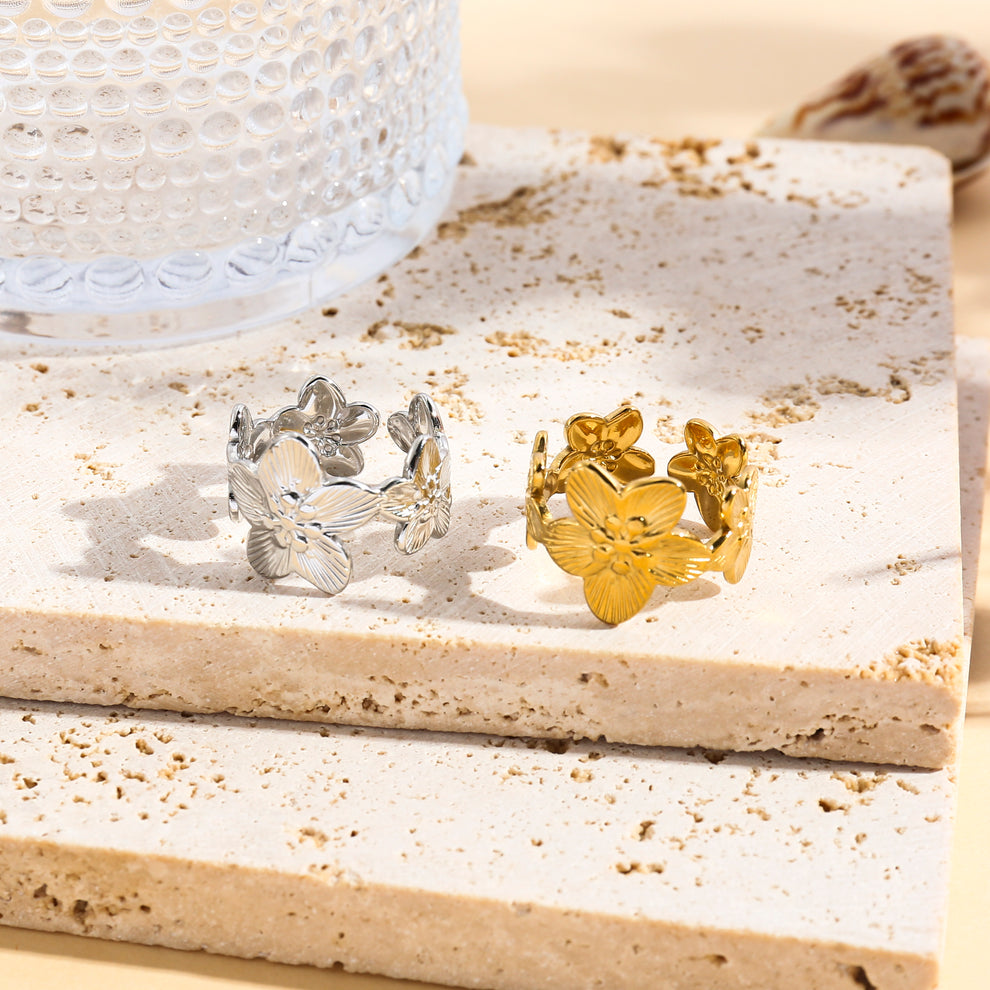Bague Ajustable 5 Fleurs Dorée ou argentée en acier inoxydable pour femme